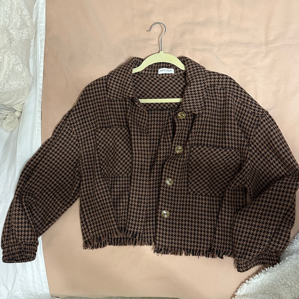 VESTIQUE Cropped Jacket